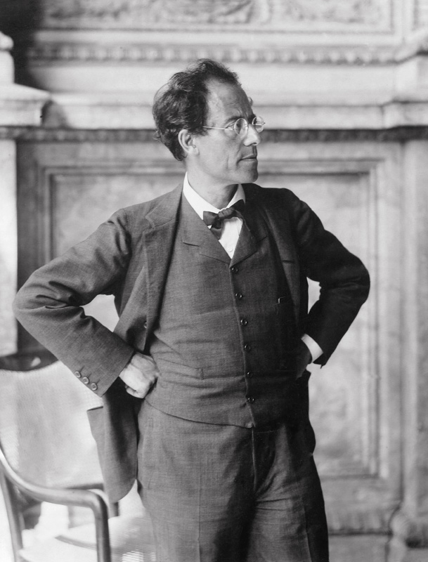 Portrait of Gustav Mahler, 1907 (b/w photo)  de Austrian Photographer (20th century)