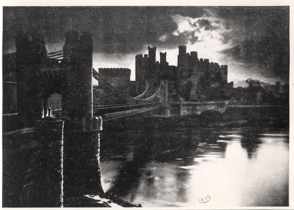 Conway Castle, c.1920-30 (b/w photo)  de English Photographer