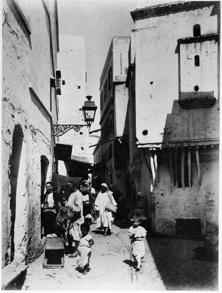 Algiers, c.1900 (b/w photo)  de French Photographer