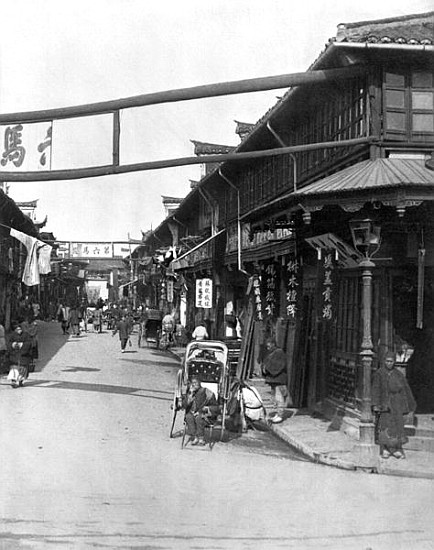 Chinatown in Shanghai, late 19th century de French Photographer