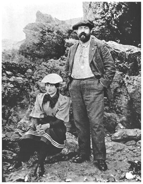 Colette (1873-1954) and Willy (1859-1931) at Belle-Ile, summer 1894 (b/w photo)  de French Photographer