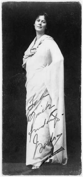 Isadora Duncan (1877-1927) (b/w photo)  de French Photographer
