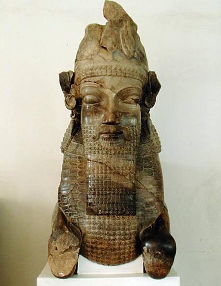 Human-headed capital, from the Tripylon, Persepolis, Iran de Achaemenid