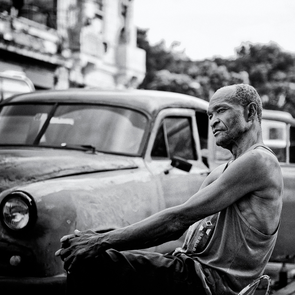 looking the West ... Havana, Cuba de Aleksander Poniewierski