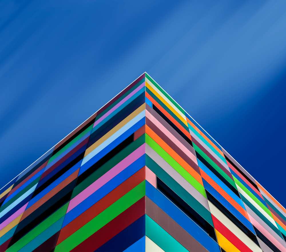 Color Pyramid de Alfonso Novillo