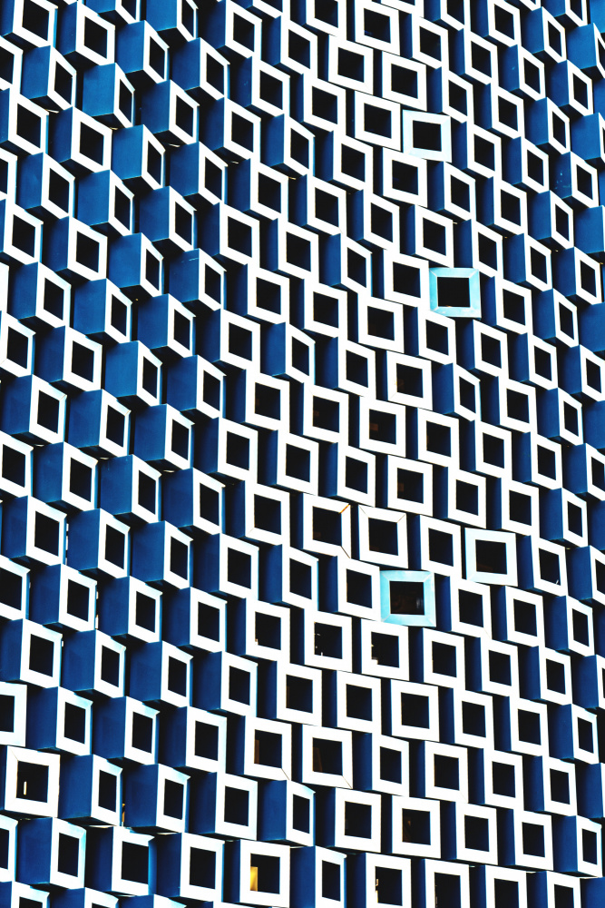 BLUE squares de Ali Abu Ras