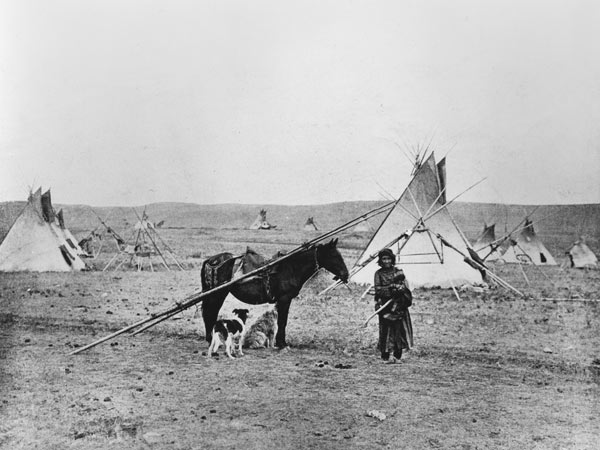 Comanche Indian (b/w photo)  de American Photographer