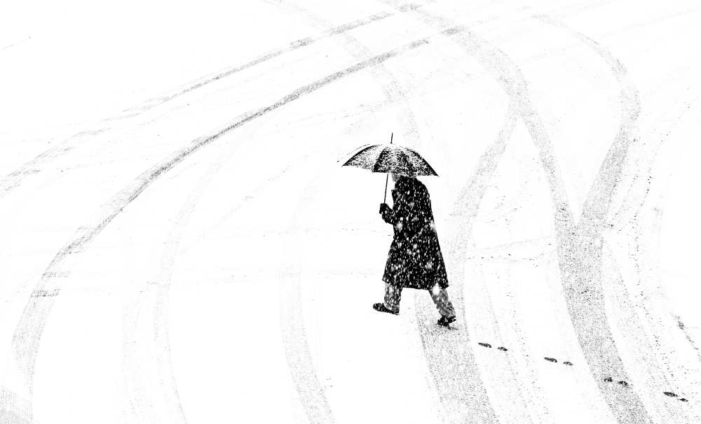 Mann mit Schirm /a man of umbrellaed de Anette Ohlendorf