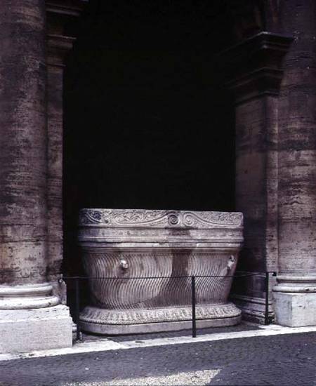 The inner courtyard detail of the original sarcophagus from the tomb of Cecilia Metella de Anonymous