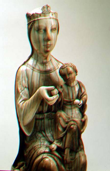 Madonna and Child, detail of ivory statue,French de Anonymous