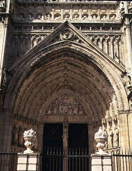 The Portal of Forgiveness (Puerta del Perdon) central portal of the West facade de Anonymous