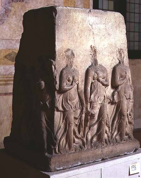 Quadrangular altar with carved maenads Roman de Anonymous