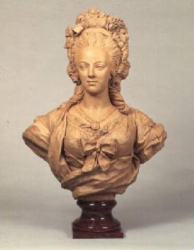 Terracotta bust of Marie Antoinette in the manner of Augustin Pajou