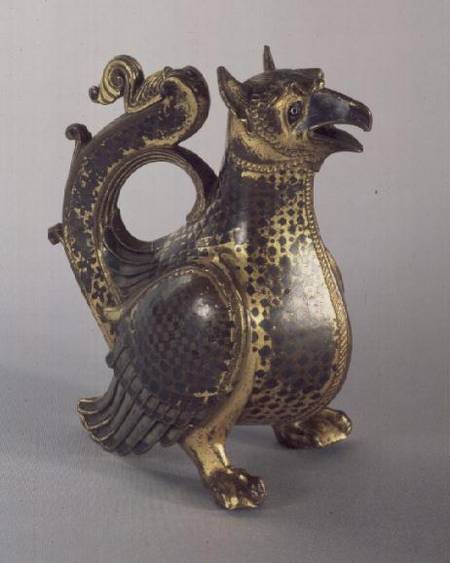 Water Jug in the shape of a griffinof gold-painted bronze and niello de Anonymous