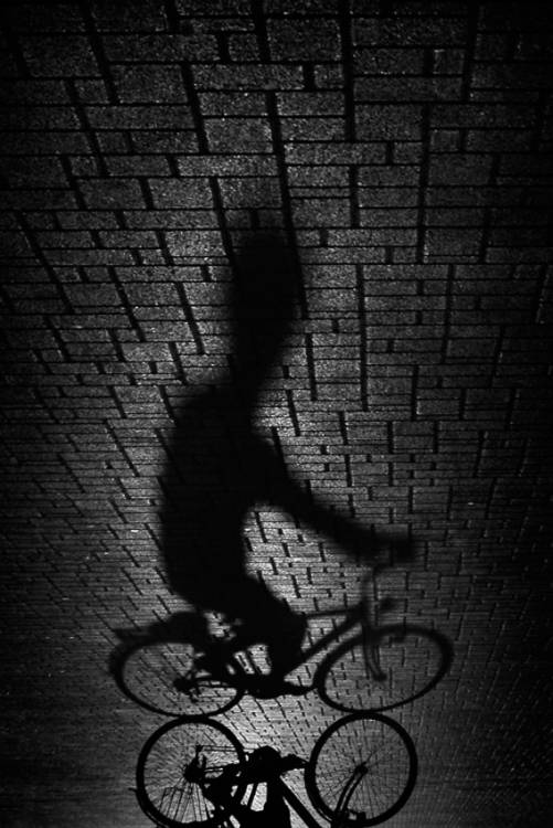 Shadow bike... de Antonio Grambone