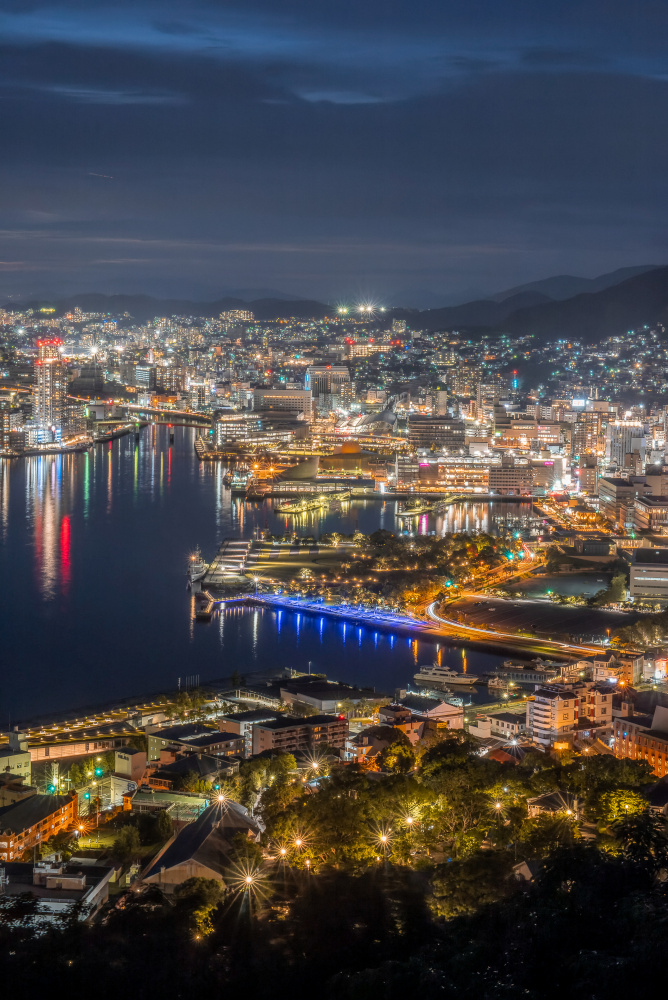 View of Nagasaki City, one of the worlds three new nightscape cities de Awakari