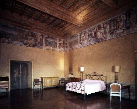 Bedroom decorated with a frieze depicting towns under Medici rule de Bartolomeo  Ammannati