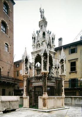 Funerary monument of Cansignorio Della Scala (1340-75) (photo)
