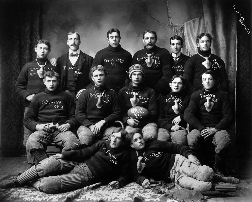 State Agricultural College football eleven, 1899 de Bradley