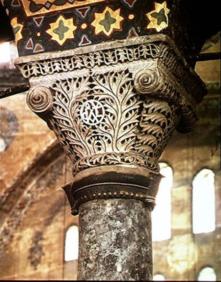 Carved capital from the interior de Byzantine School