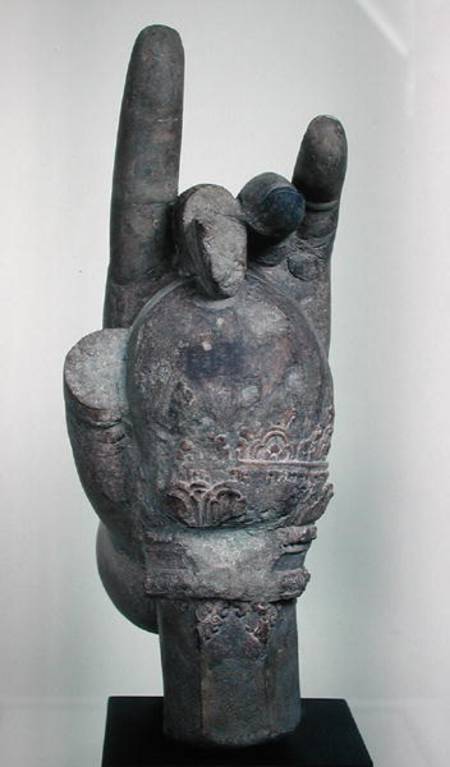 Hand from a colossal statue of Shiva, from Koh Ker, Kompong Thom Province de Cambodian School
