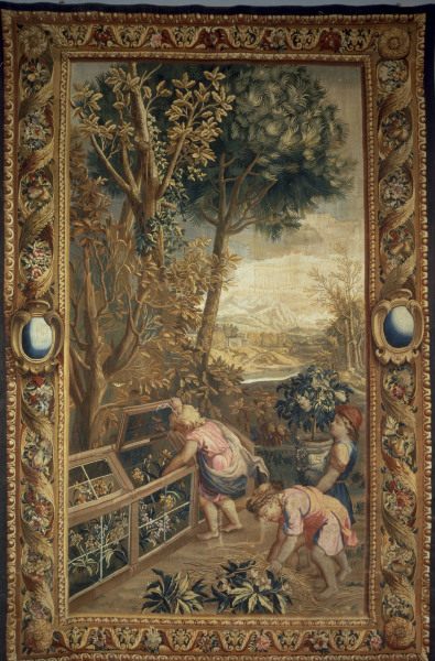 Boys as gardeners / Tapestry, C18 de Charles Le Brun