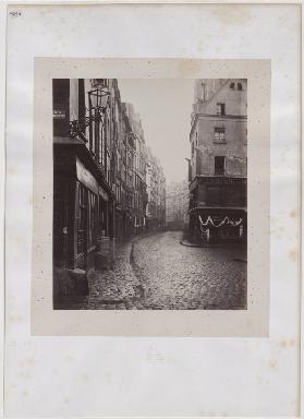 Paris: View of Rue Saint-Honoré