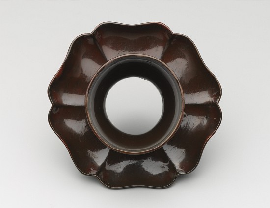 Tea Bowl Stand, Southern Song Dynasty de Chinese School