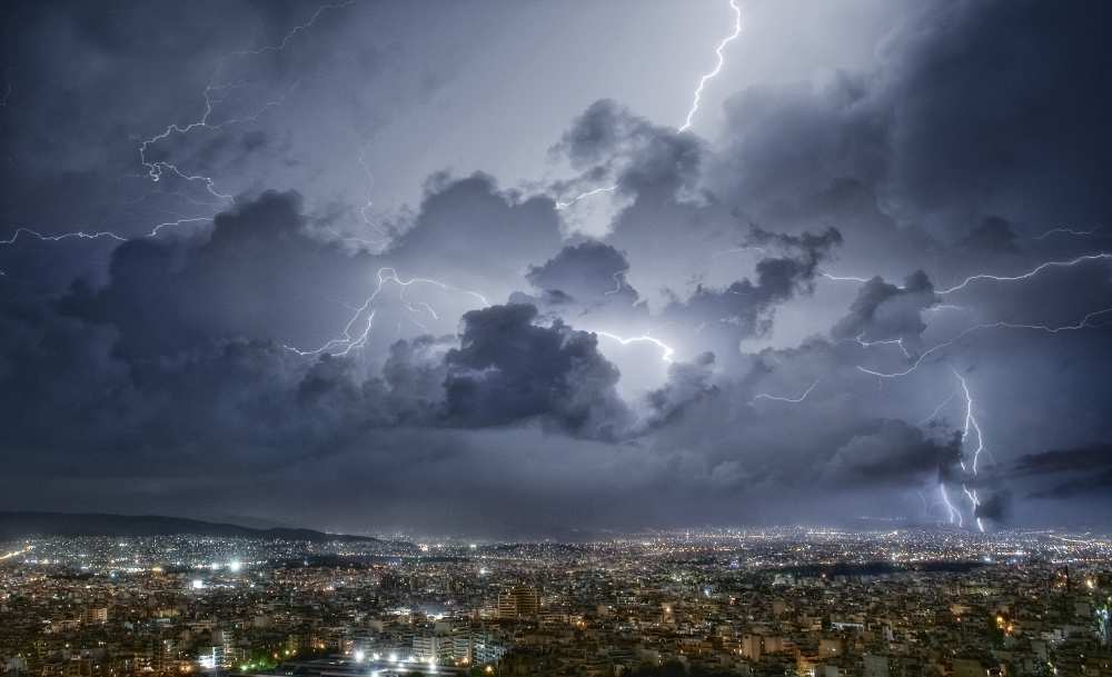 Lightning over Athens de Chris Kaddas