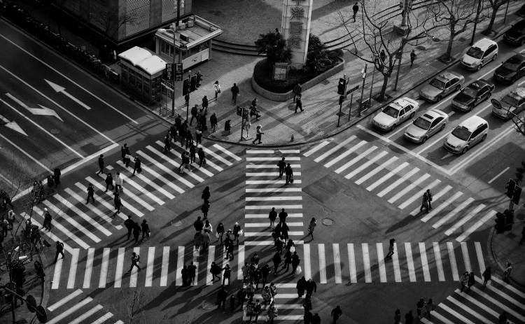 Intersection ( Crossing Alternatives ) de C.S. Tjandra