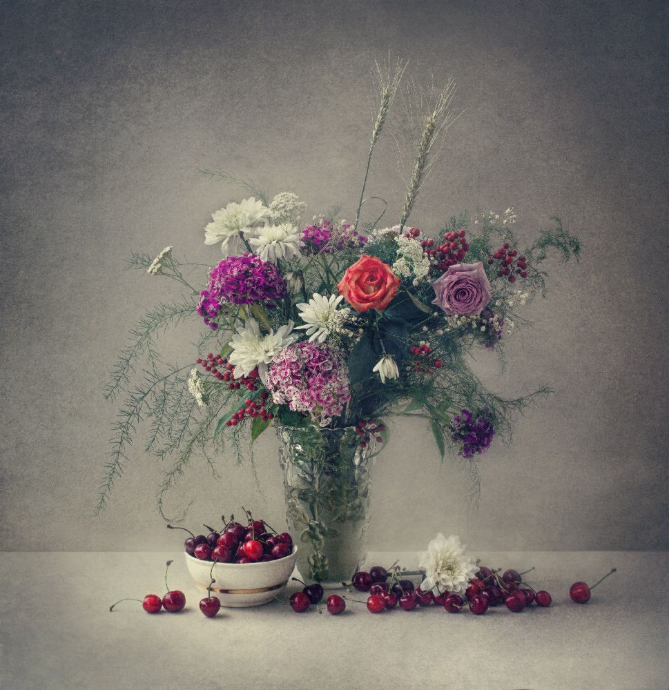 Flowers and cherries de Dimitar Lazarov