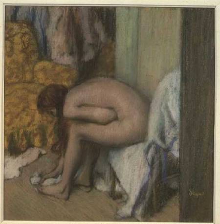After the Bath, Woman Drying her Left Foot de Edgar Degas
