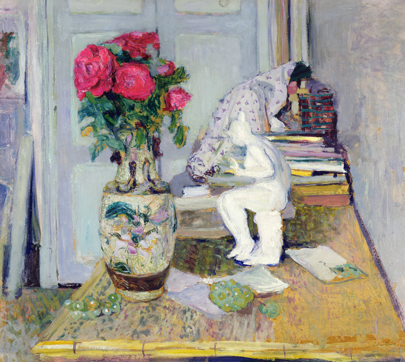 Statuette by Maillol and Red Roses, c.1903-05 (oil on board)  de Edouard Vuillard