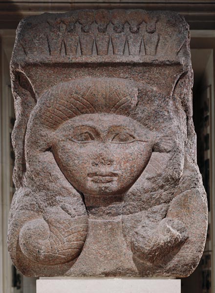 Capital with the head of Hathor usurped by Osorkon II (c.883-855 BC) from Bubastis, Middle Kingdom de Egyptian