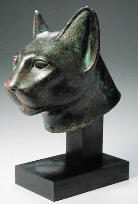 Head of a cat, Late Period de Egyptian