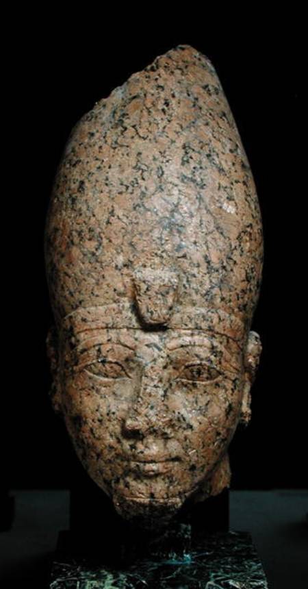 Head of Hatshepsut (c.1473-c.1458 BC) or Tuthmosis II (c.1491-c.1479) New Kingdom de Egyptian