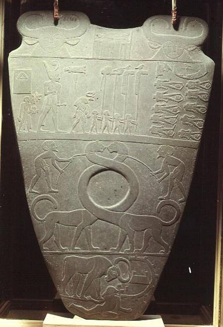 The Narmer Palette: ceremonial palette depicting King Narmer, wearing the red crown of Lower Egypt, de Egyptian