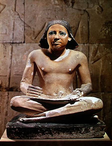 Scribe seated cross-legged holding a papyrus scroll, from Saqqara, Old Kingdom c.2475 BC de Egyptian