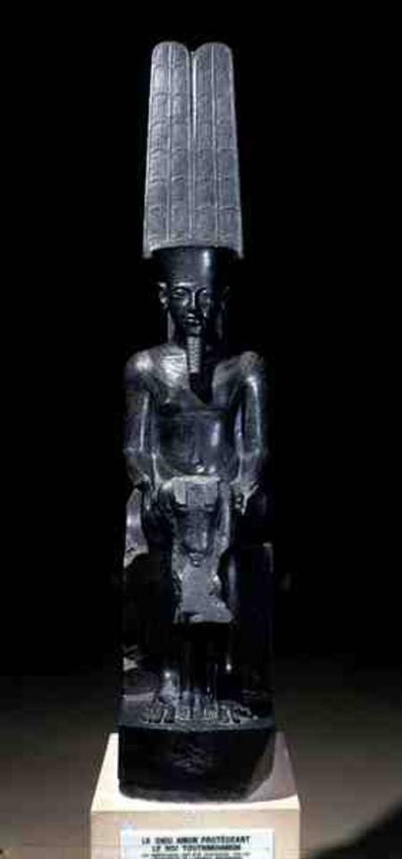 Statue of the god Amun protecting Tutankhamun, Egyptian, New Kingdom de Egyptian