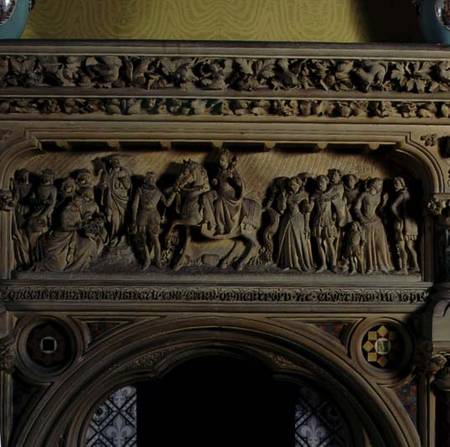 Carved fireplace in the drawing room, depicting Elizabeth I being greeted by the Earl of Hereford in de English School