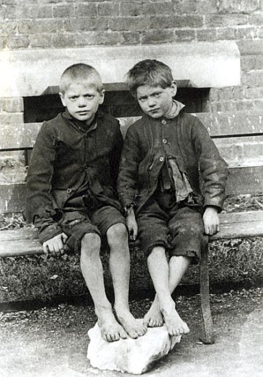 London Slums, The Boys de English School