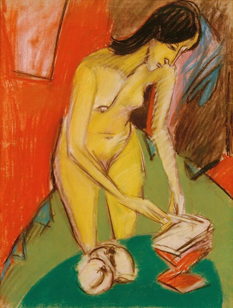 Desnudo femenino de pie por la mesa de Ernst Ludwig Kirchner