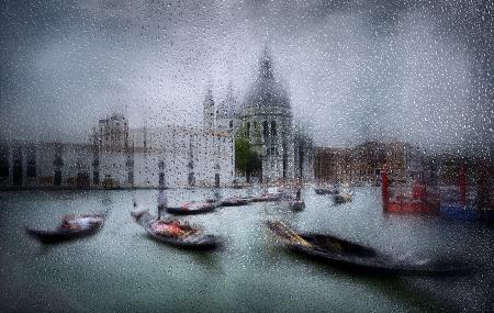 It was raining in Venice