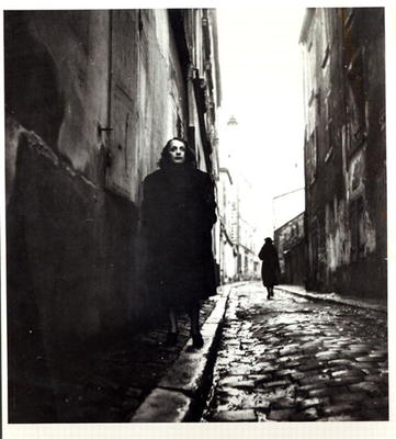 Portrait of Edith Piaf (1915-63) in Paris (b/w photo) de French Photographer, (20th century)