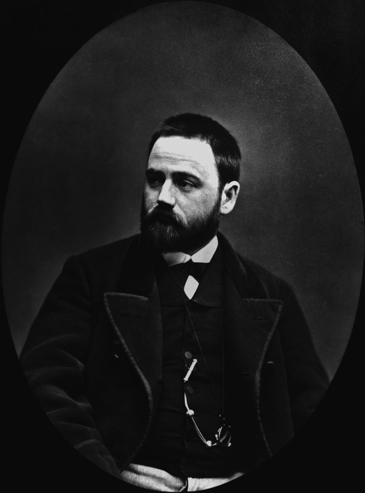 Emile Zola (1840-1902), c.1870-80 (b/w photo)  de French School