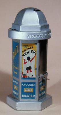 Toy Moneybox advertising the chocolate 'Menier' delivering chocolate to the children, c.1930 (tin) de French School, (20th century)