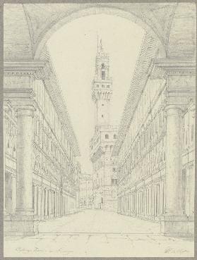 Der Palazzo Vecchio in Florenz vom Hof der Uffizien aus gesehen