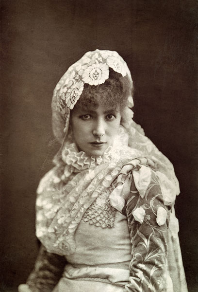 Sarah Bernhardt (1844-1923) in the role of Marion Delorme at the Porte Saint-Martin Theatre (b/w pho de Gaspard Felix Tournachon Nadar