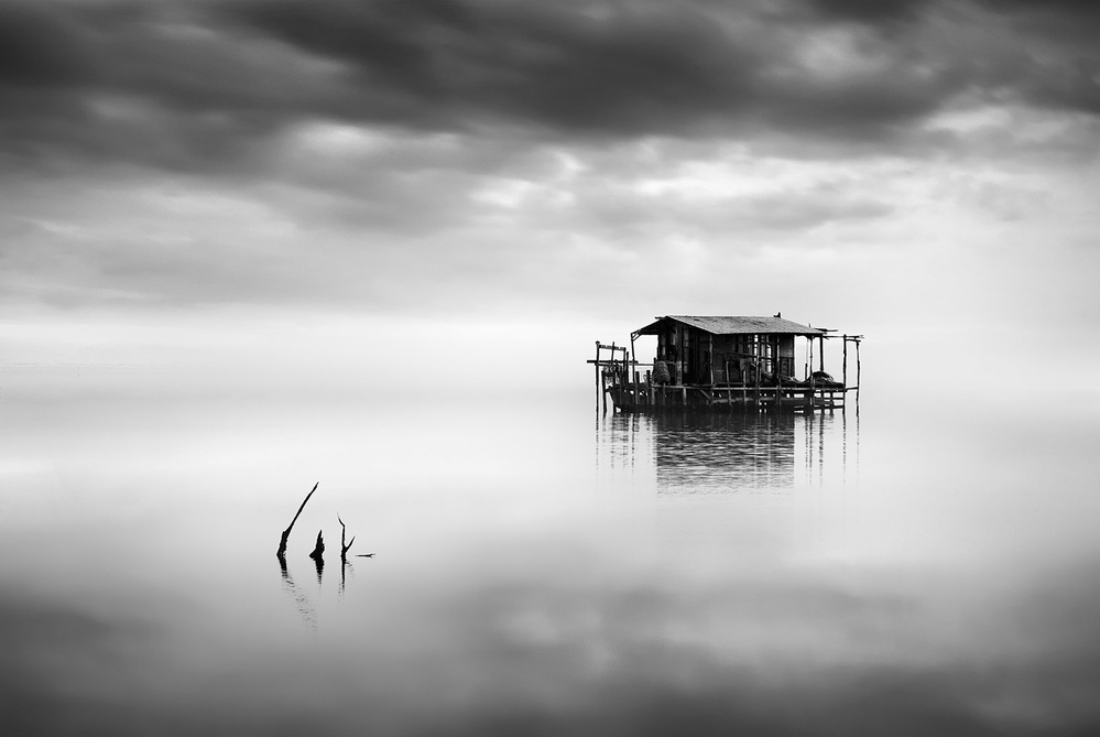 Out of Space and Time de George Digalakis