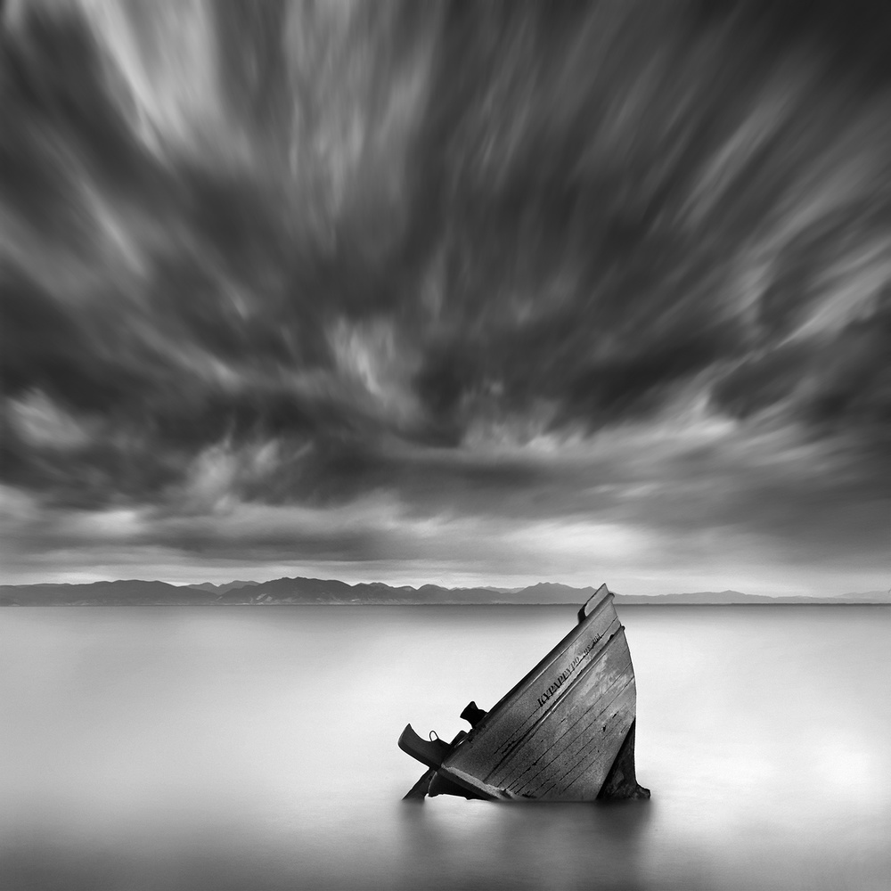 Retired de George Digalakis